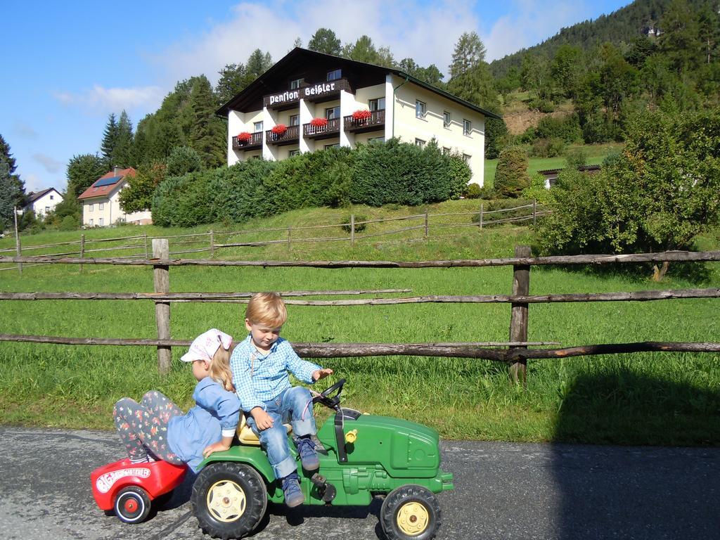Pension Geissler-Reicher Oberwoelz Stadt Eksteriør bilde